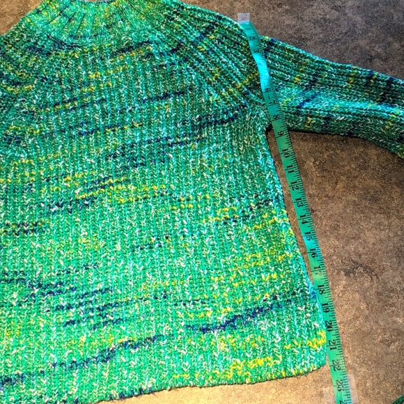 GAP mock neck chunky sweater - Picture 3 of 3